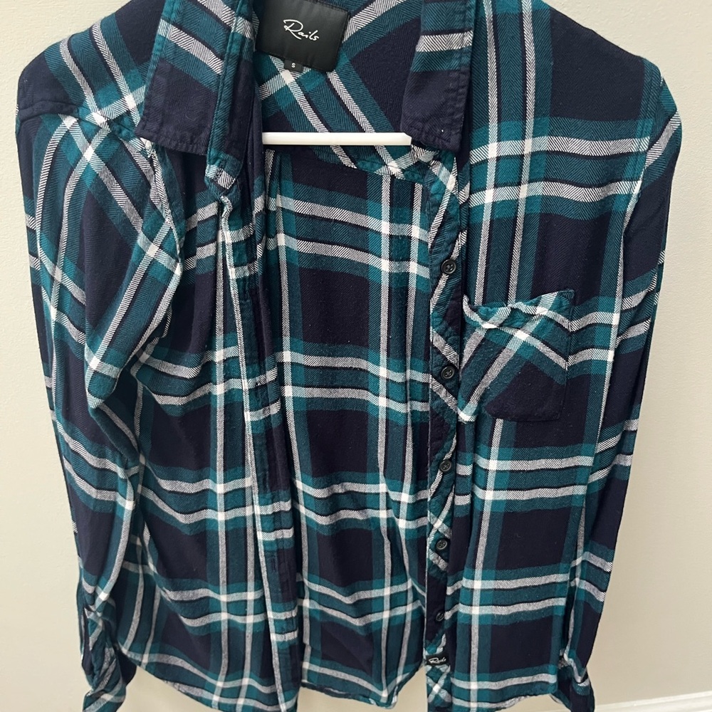 Rails Plaid Button-Up Women's Top - Picture 4 of 5